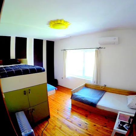 Funky Monkey Hostel *